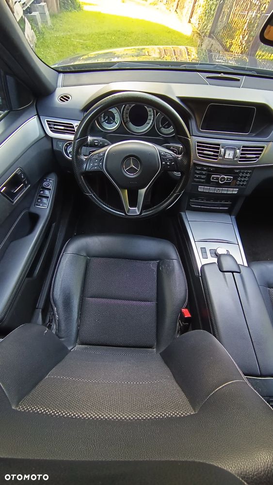 Mercedes-Benz Klasa E 300 BlueTec Hybrid - 13
