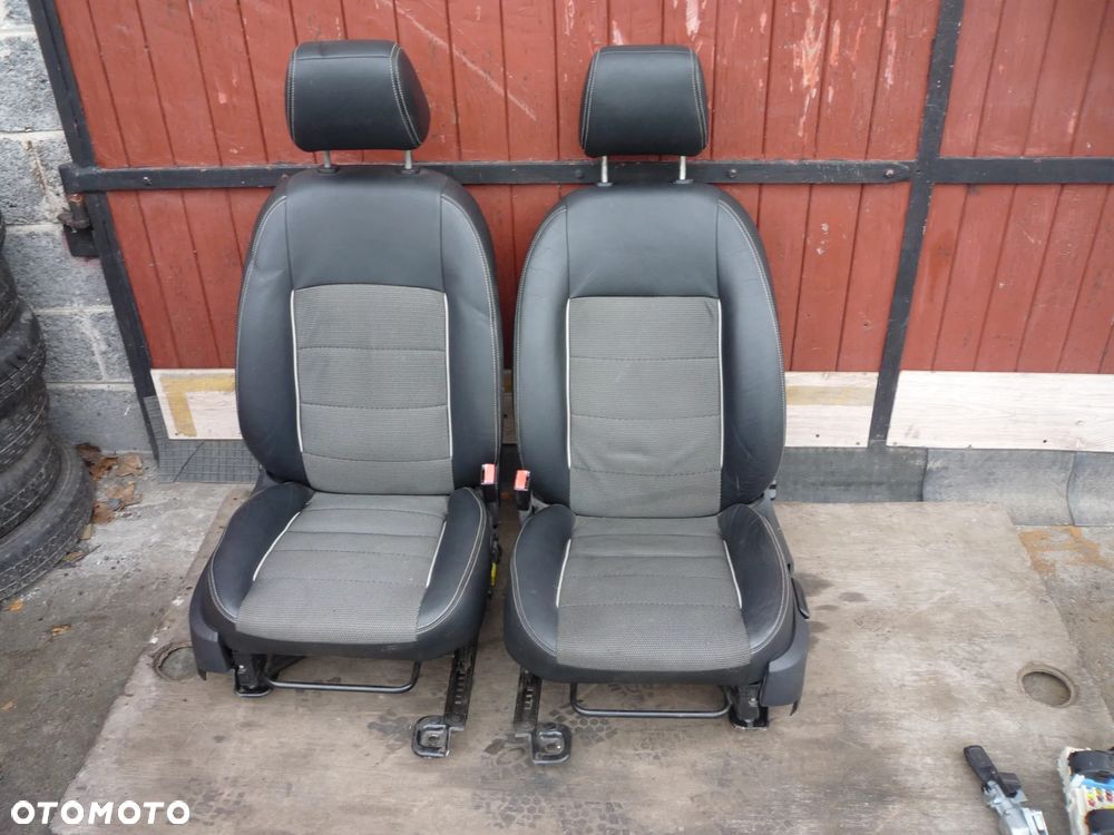 FORD FOCUS MK2 LIFT  FOTEL LEWY LUB PRAWY - 1