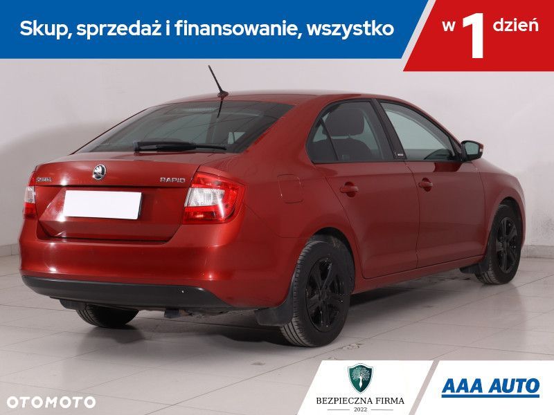 Skoda RAPID - 7