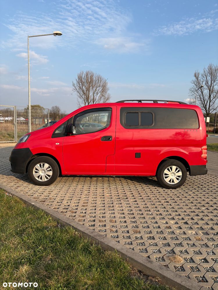 Nissan NV200 - 2