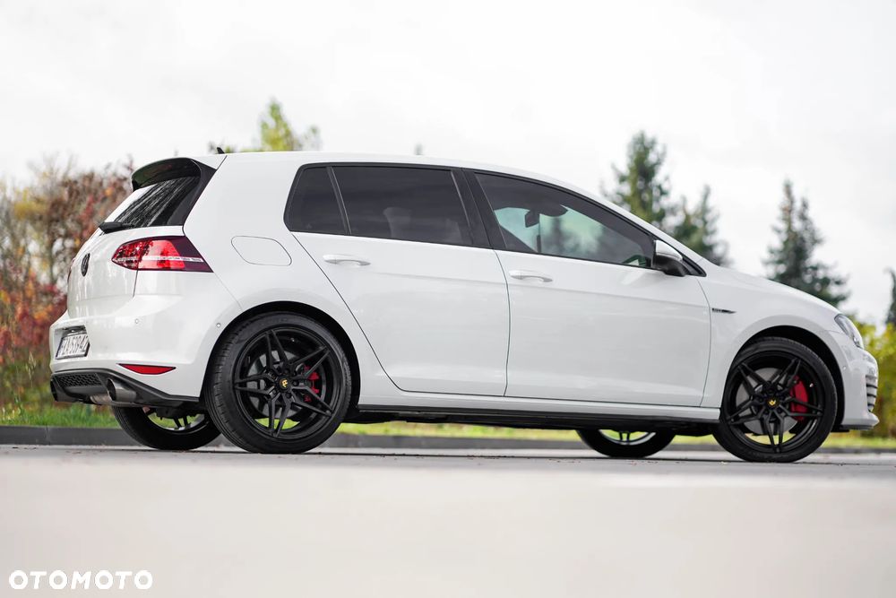 Volkswagen Golf 2.0 TSI BMT GTI Performance - 27