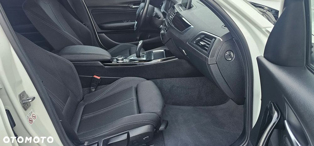 BMW Seria 1 116d Sport Line - 19