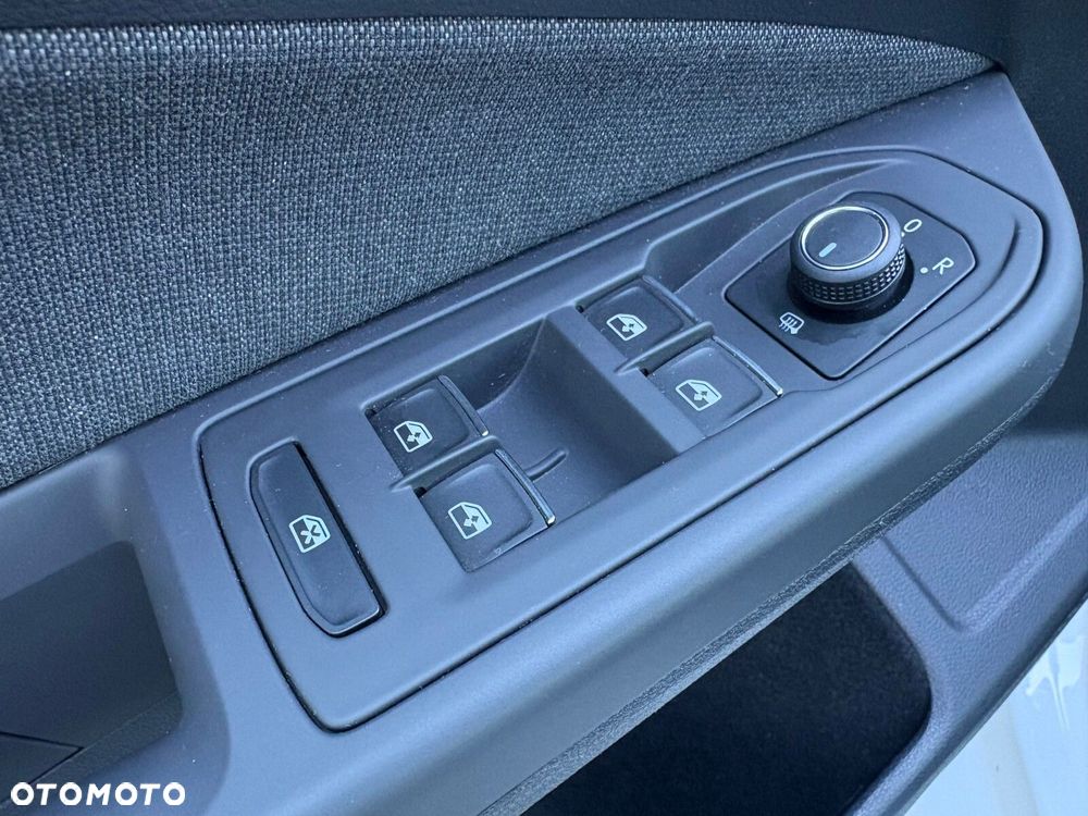 Volkswagen Golf - 19