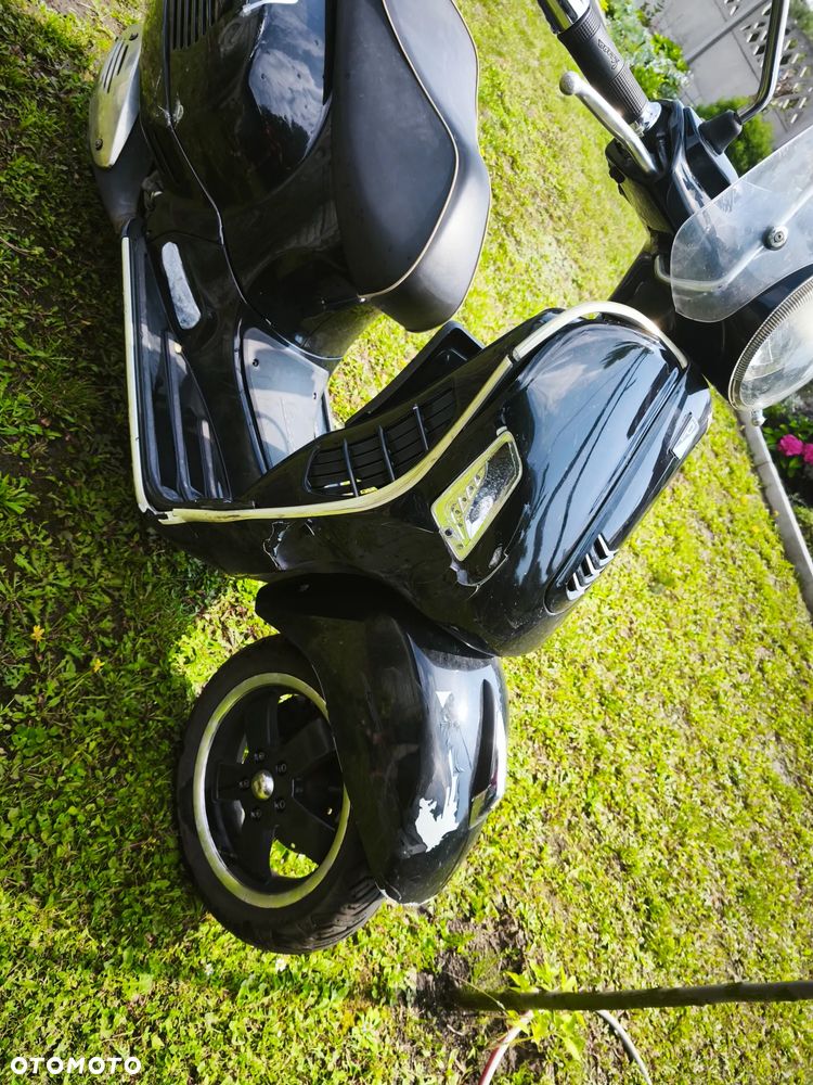 Piaggio Vespa - 5