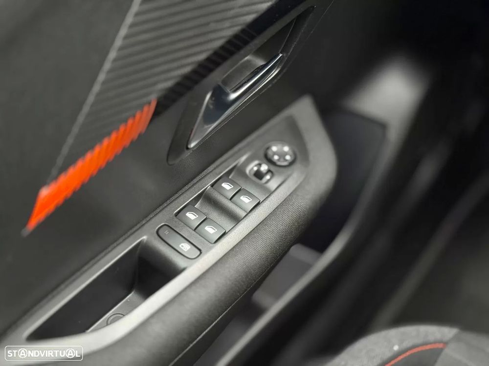 Peugeot 208 1.2 PureTech Active Pack - 21