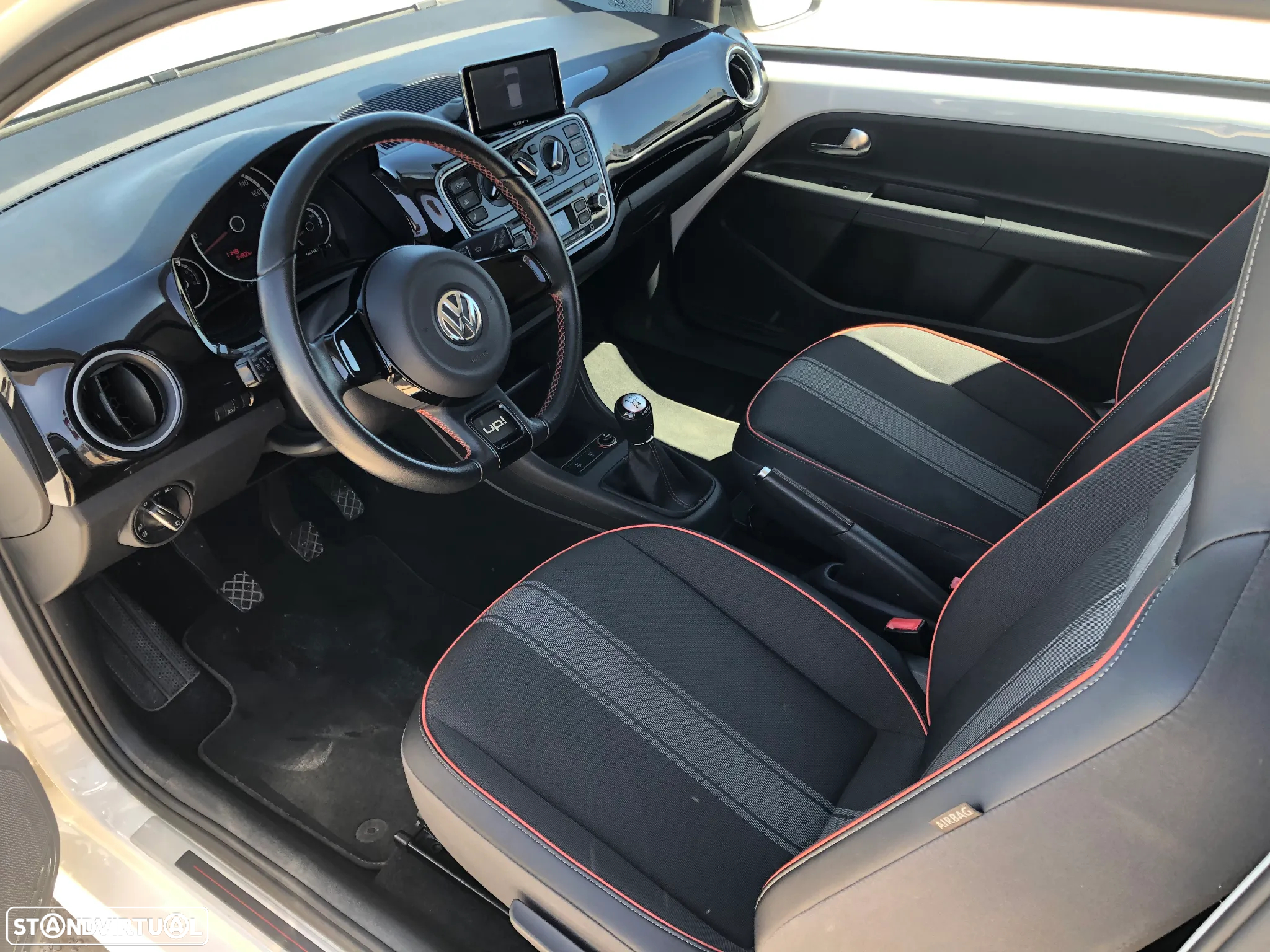VW Up! 1.0 BlueMotion Groove - 10
