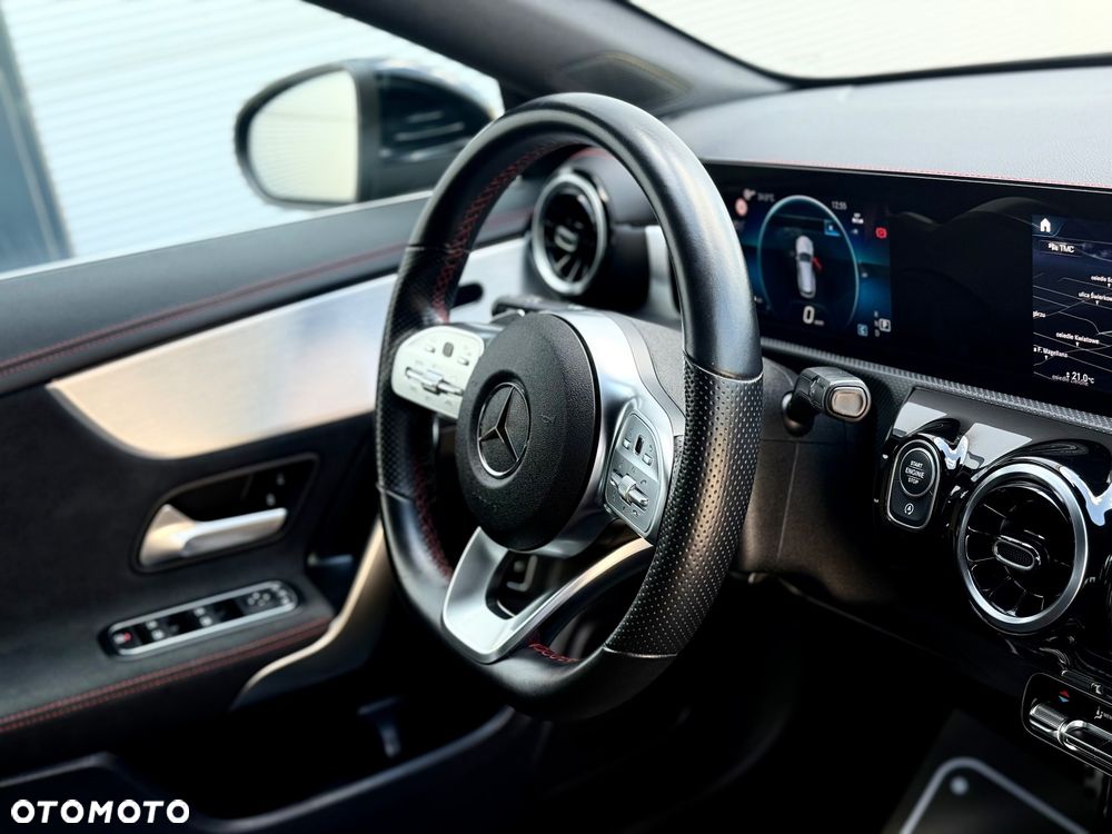 Mercedes-Benz CLA 220 d AMG Line 8G-DCT - 32
