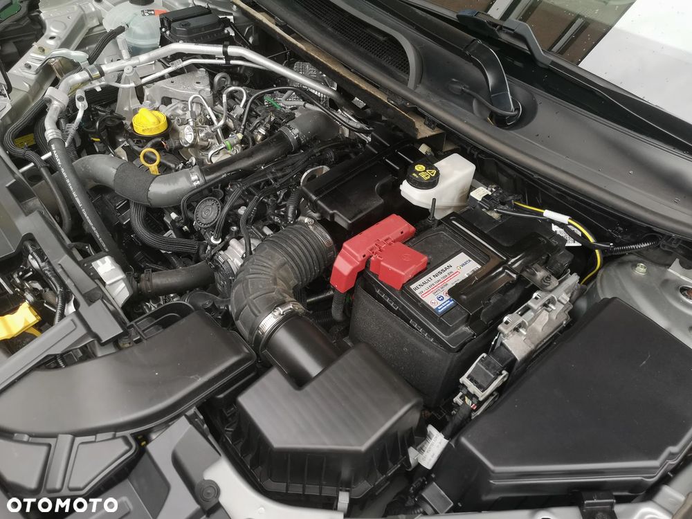 Nissan Qashqai 1.3 DIG-T N-Connecta DCT - 28