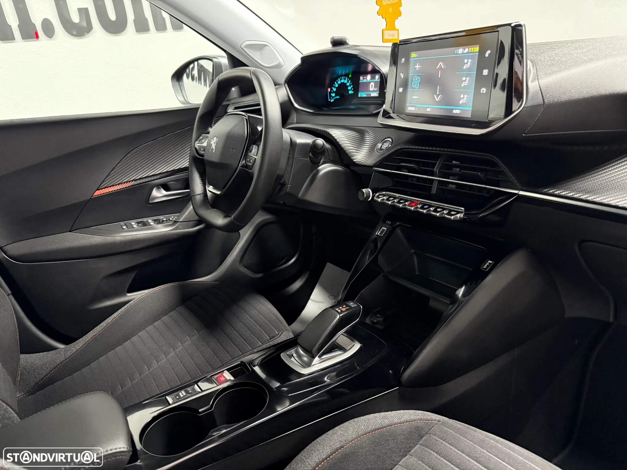 Peugeot e-2008 50 kWh Active Pack - 10