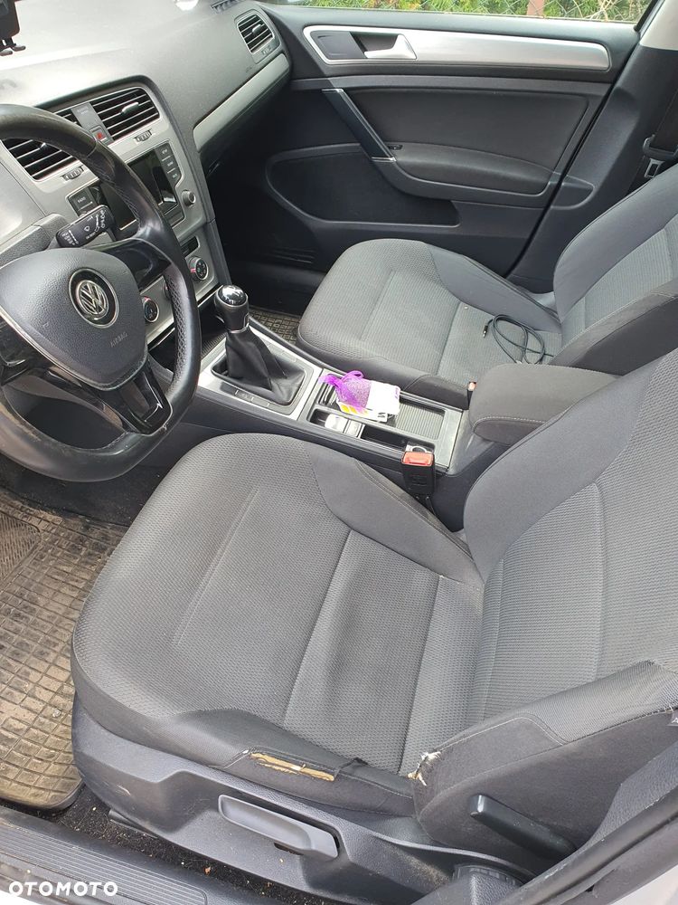 Volkswagen Golf 1.6 TDI Comfortline - 7