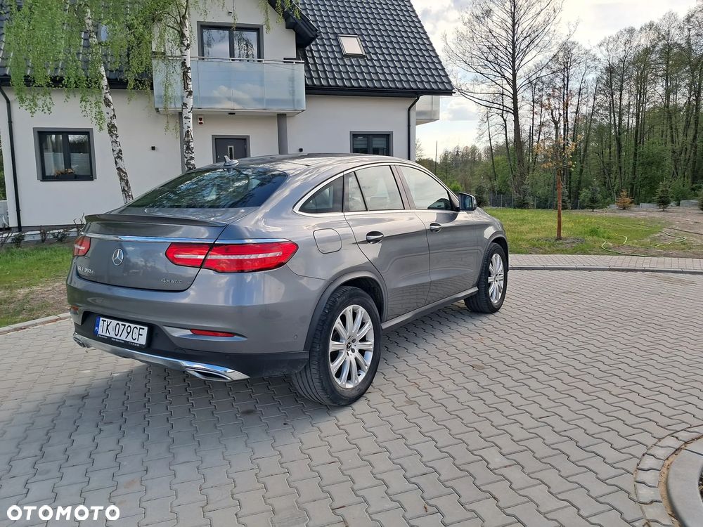 Mercedes-Benz GLE 350 d 4-Matic - 4