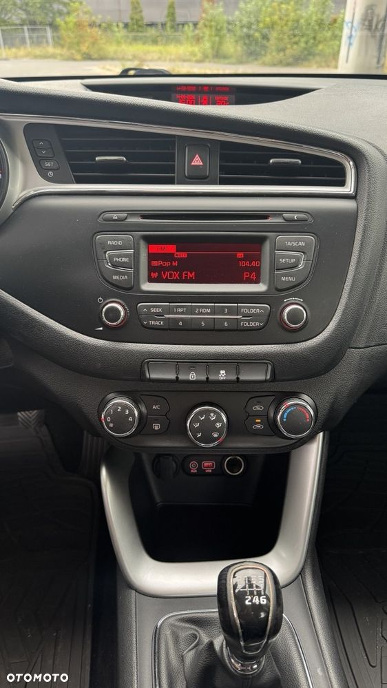 Kia Ceed 1.4 CVVT Attract - 22