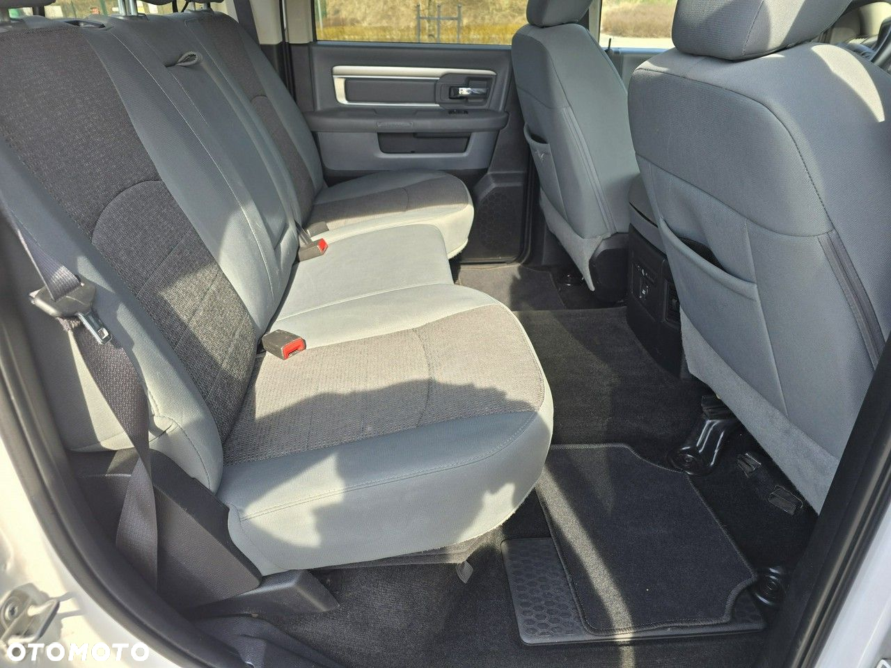 Dodge RAM 1500 5.7 4x4 - 13
