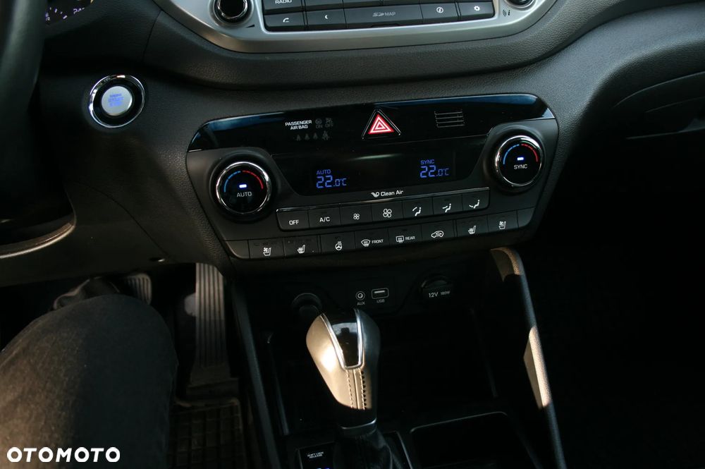 Hyundai Tucson 2.0 CRDI 4WD Automatik Premium - 34