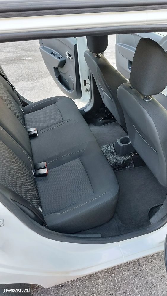 Dacia Logan MCV 0.9 TCe Comfort Bi-Fuel - 8