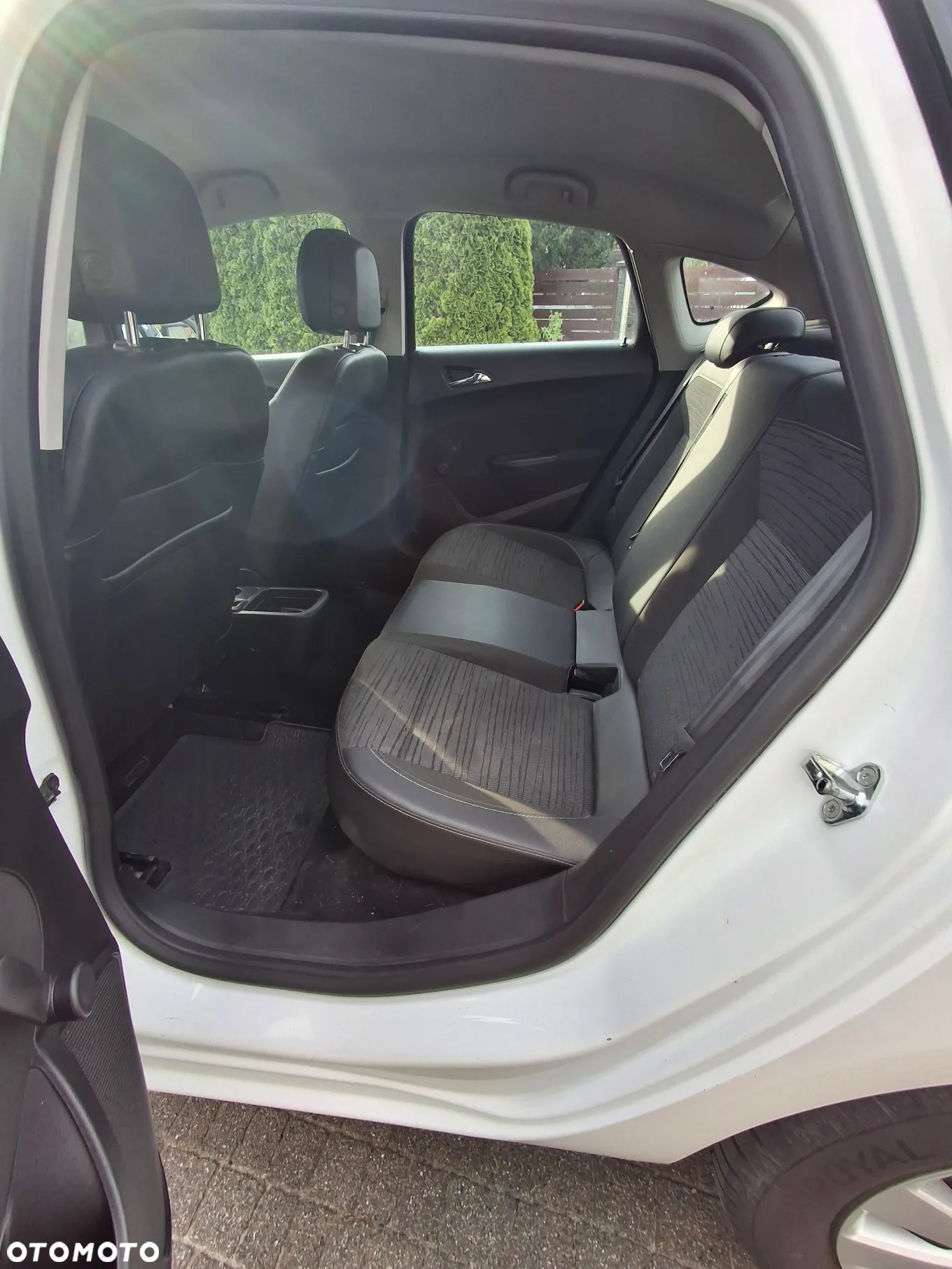 Opel Astra - 9