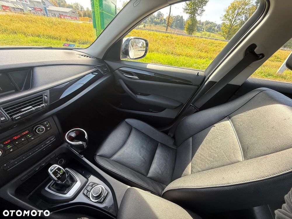 BMW X1 xDrive28i - 8