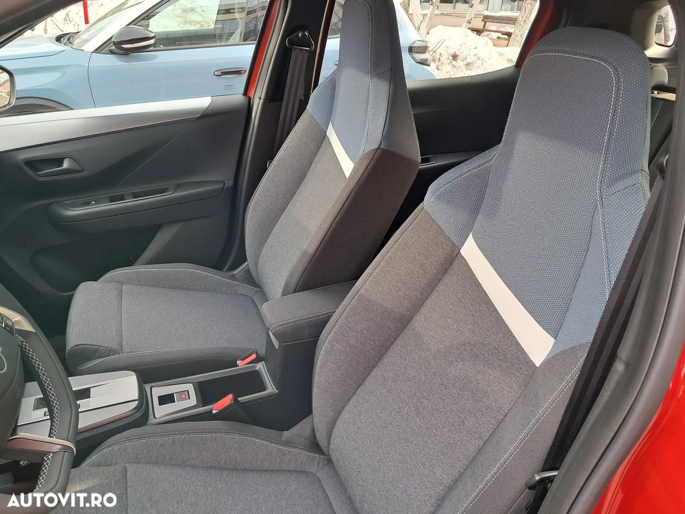 Opel Frontera 1.2 Turbo MHEV Edition - 25