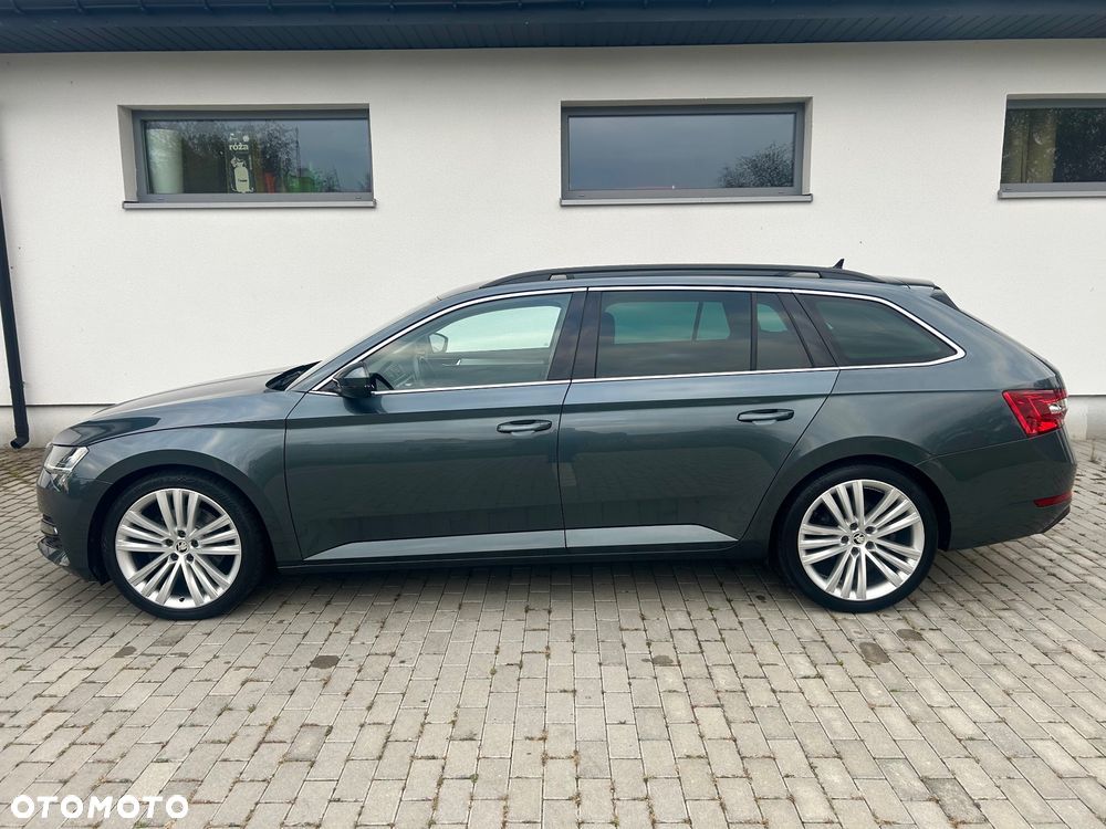 Skoda Superb 2.0 TDI DSG Ambition - 4