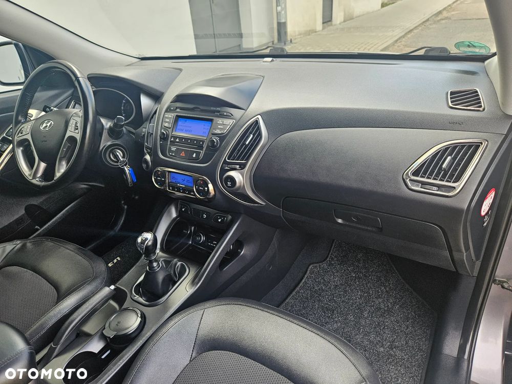 Hyundai ix35 blue 1.6 2WD Finale - 21
