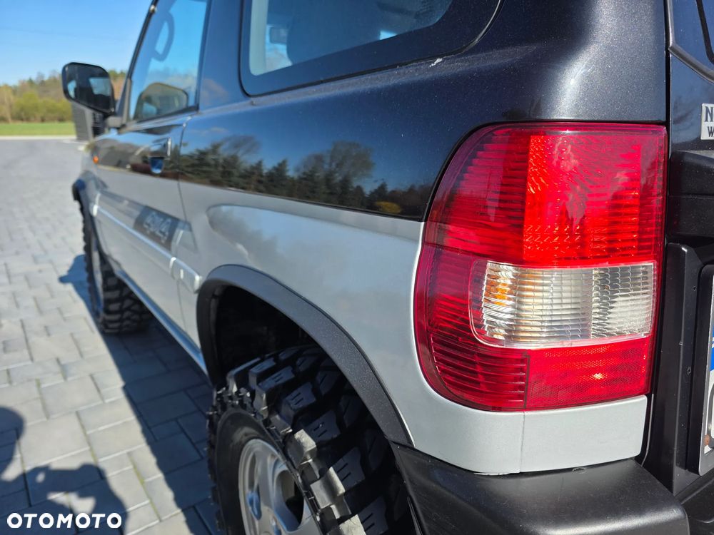 Mitsubishi Pajero Pinin 1.8 - 16