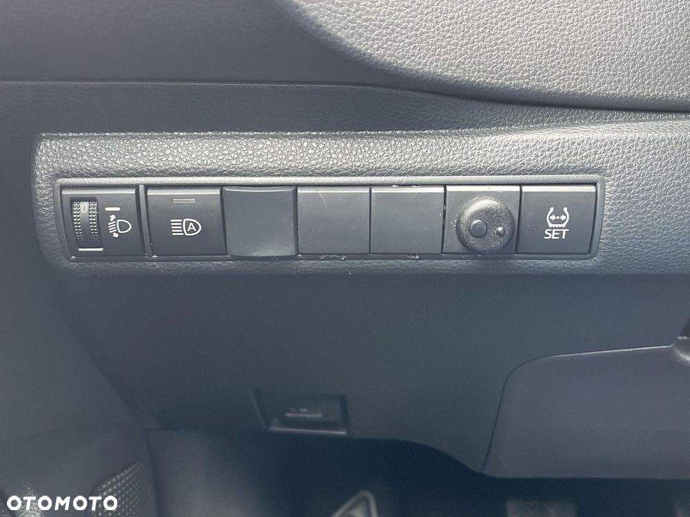 Toyota Corolla - 18