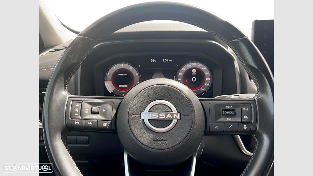 Nissan Qashqai 1.3 DIG-T N-Connecta - 16