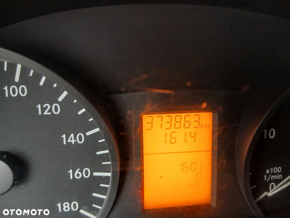 Mercedes-Benz SPRINTER - 30