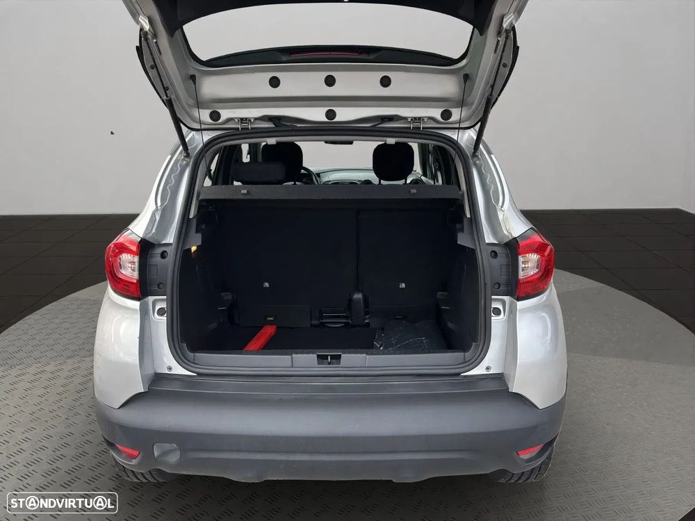 Renault Captur 1.5 dCi Sport EDC - 19