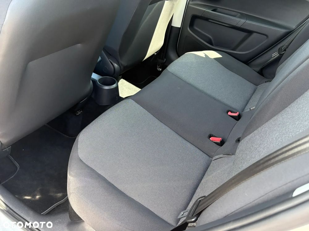 Volkswagen up! 1.0 move - 16