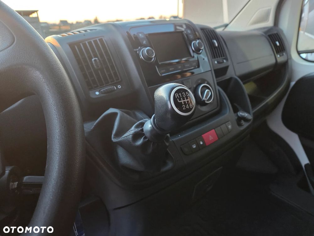 Peugeot BOXER - 13