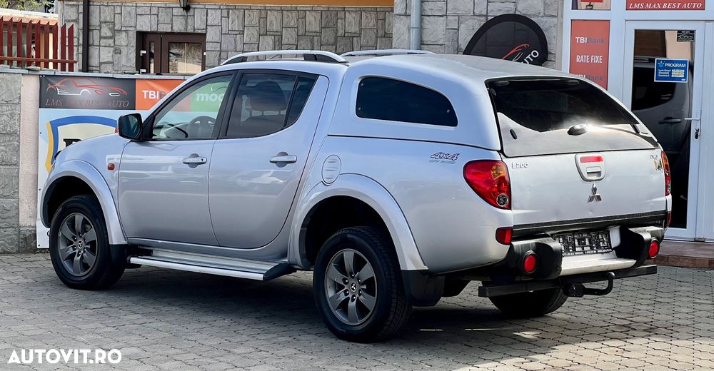 Mitsubishi L200 - 4