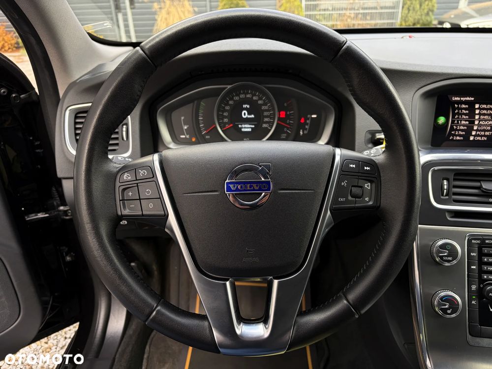 Volvo V60 D3 Geartronic Momentum Pro - 22
