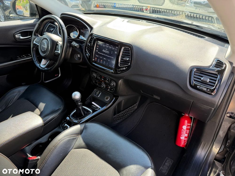 Jeep Compass 1.4 MultiAir Limited - 39