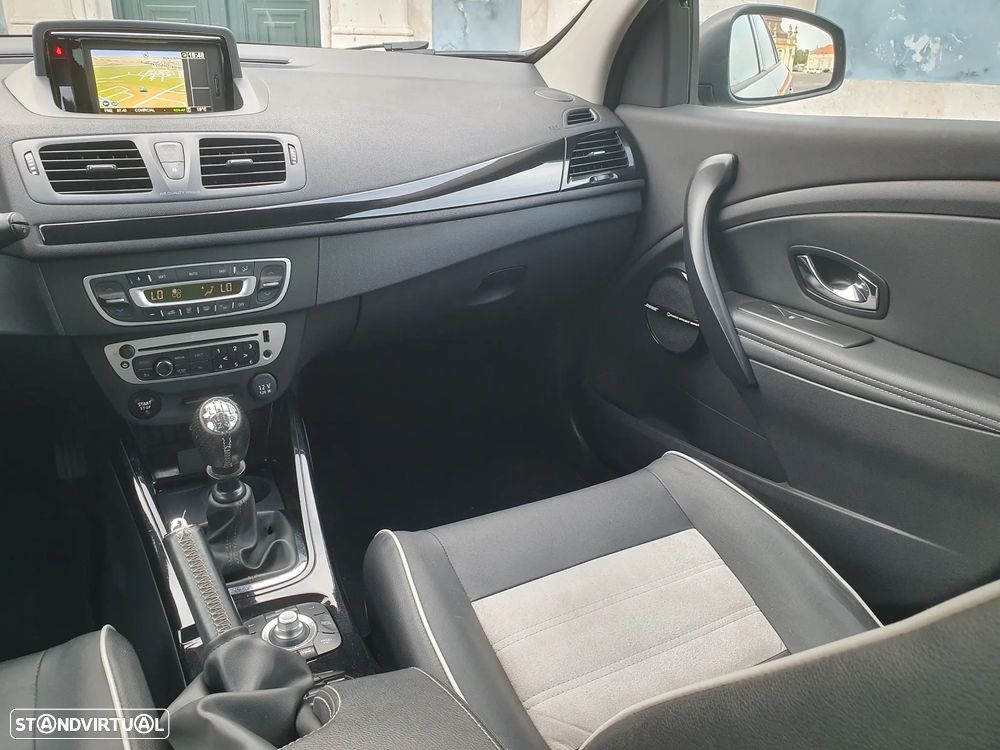 Renault Mégane Sport Tourer 1.6 dCi Bose Edition SS - 32