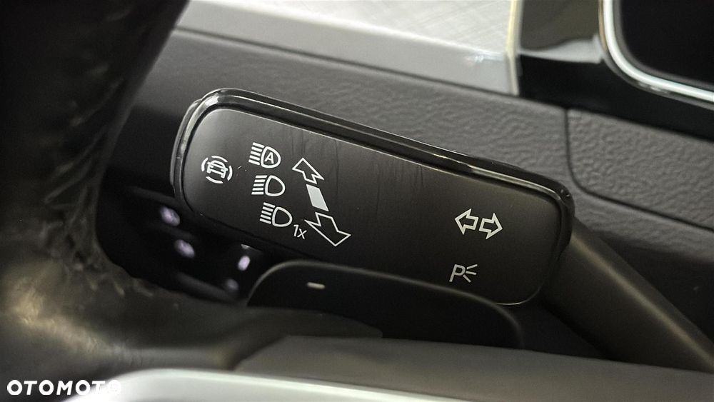 Volkswagen Passat 2.0 TDI EVO Business DSG - 26