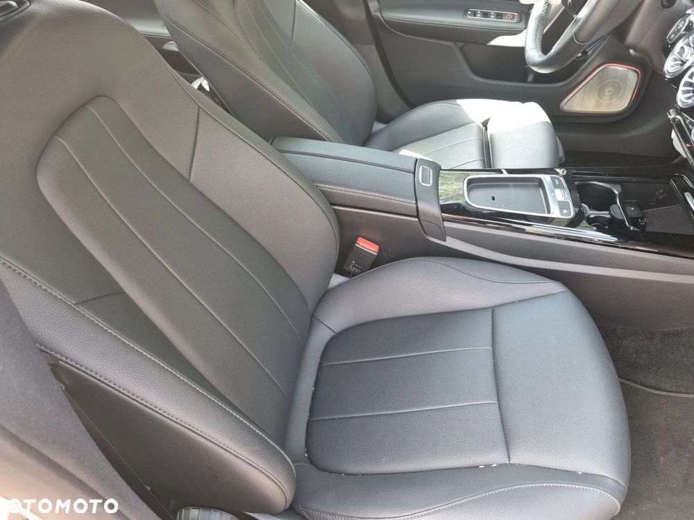 Mercedes-Benz CLA - 19