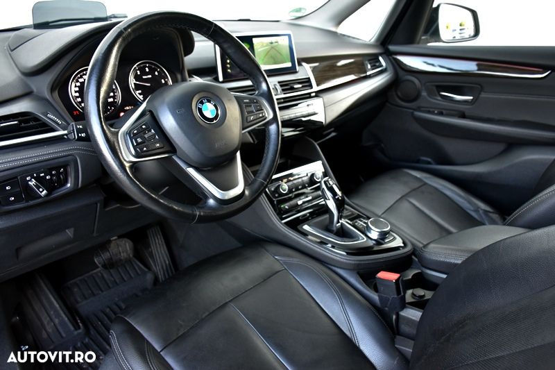 BMW Seria 2 218d xDrive AT - 13