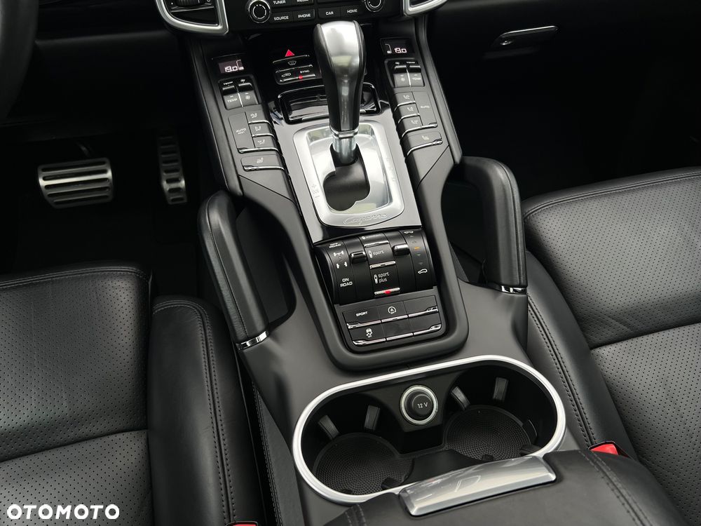 Porsche Cayenne S Diesel - 18