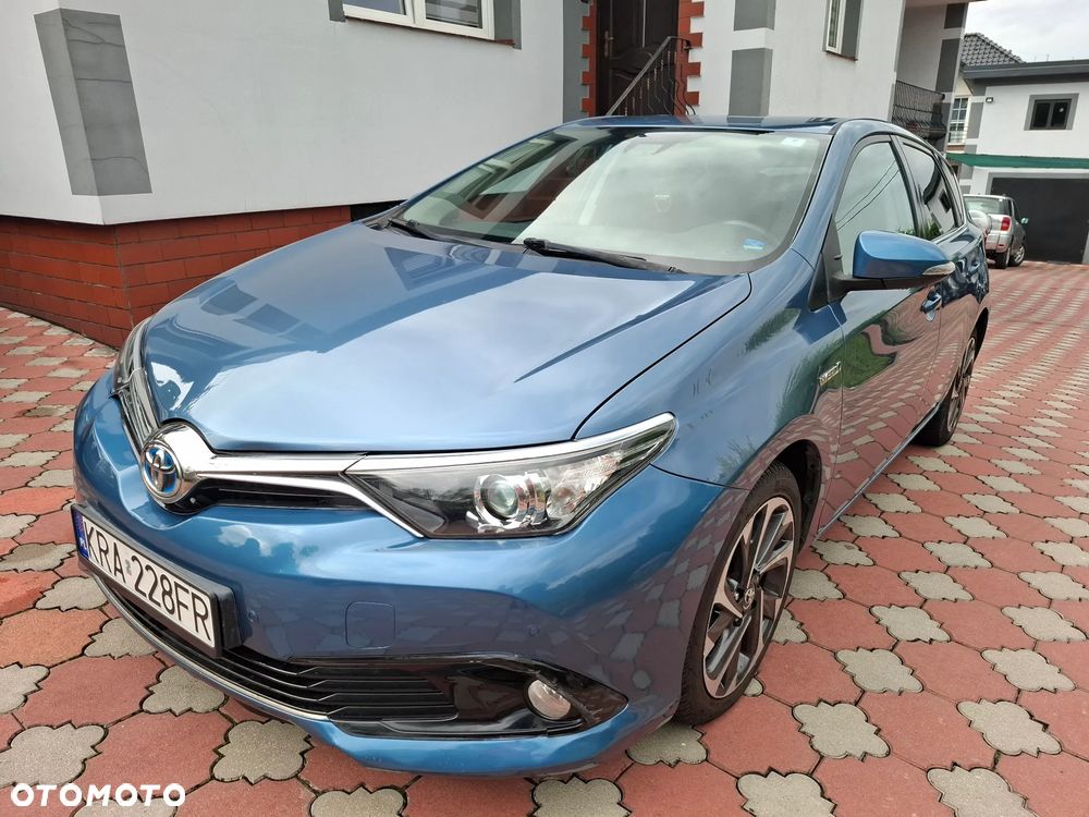 Toyota Auris - 1