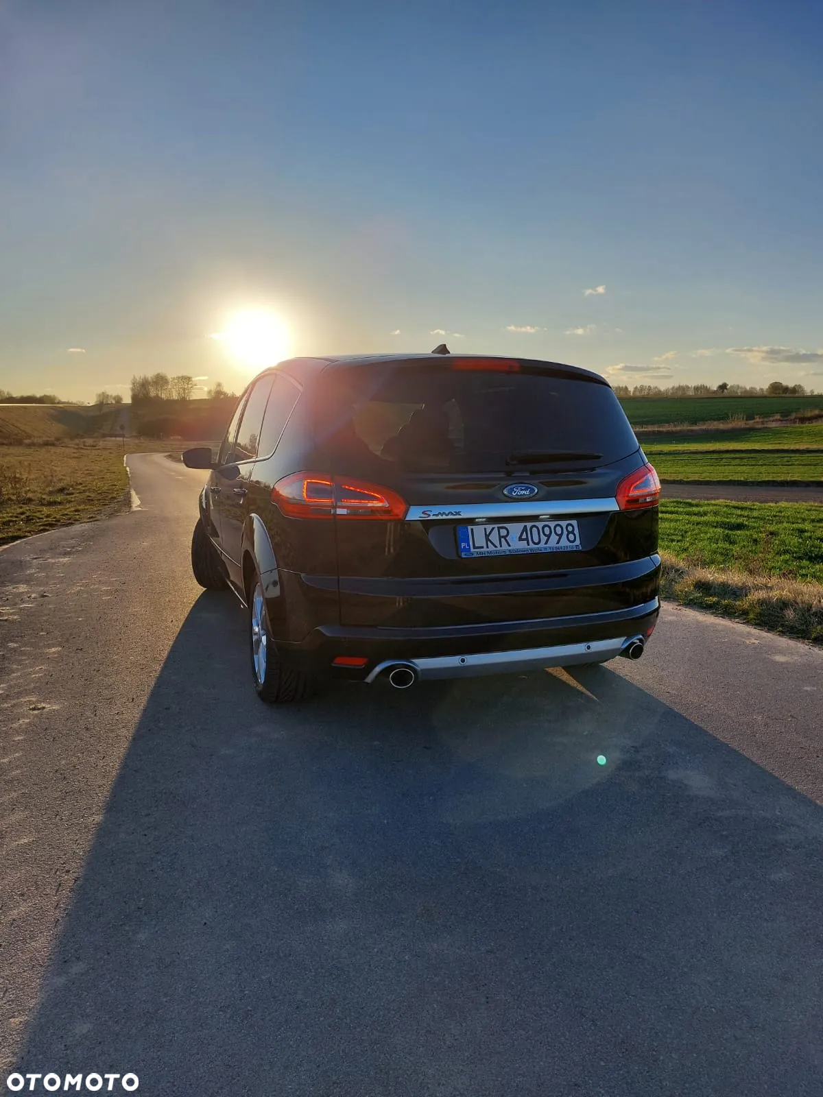 Ford S-Max - 11