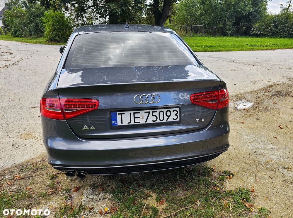 Audi A4 Limousine 2.0 TDI - 5