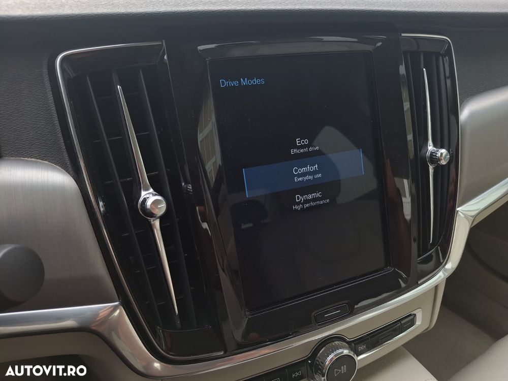 Volvo S90 D3 Momentum - 22