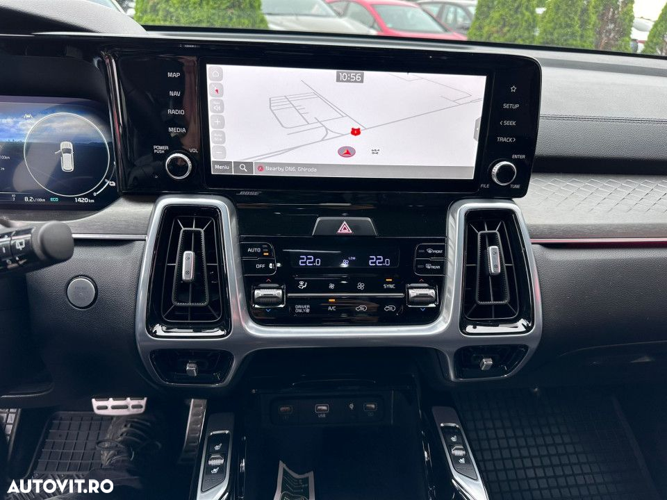 Kia Sorento - 12