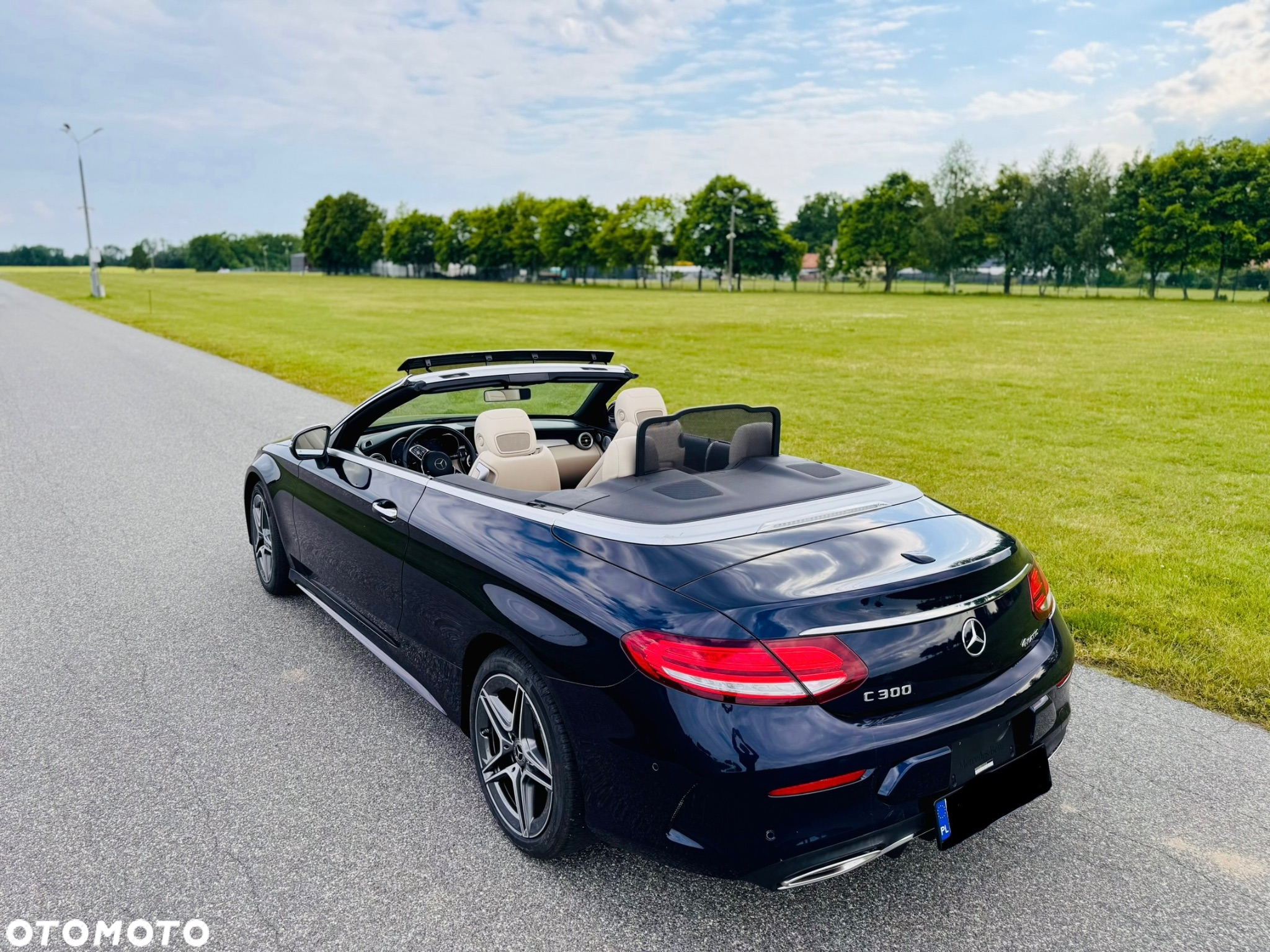 Mercedes-Benz Klasa C 300 4Matic 9G-TRONIC AMG Line - 18