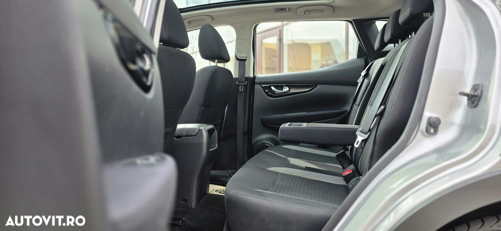 Nissan Qashqai 1.3 138CP 2WD N-Connecta - 7