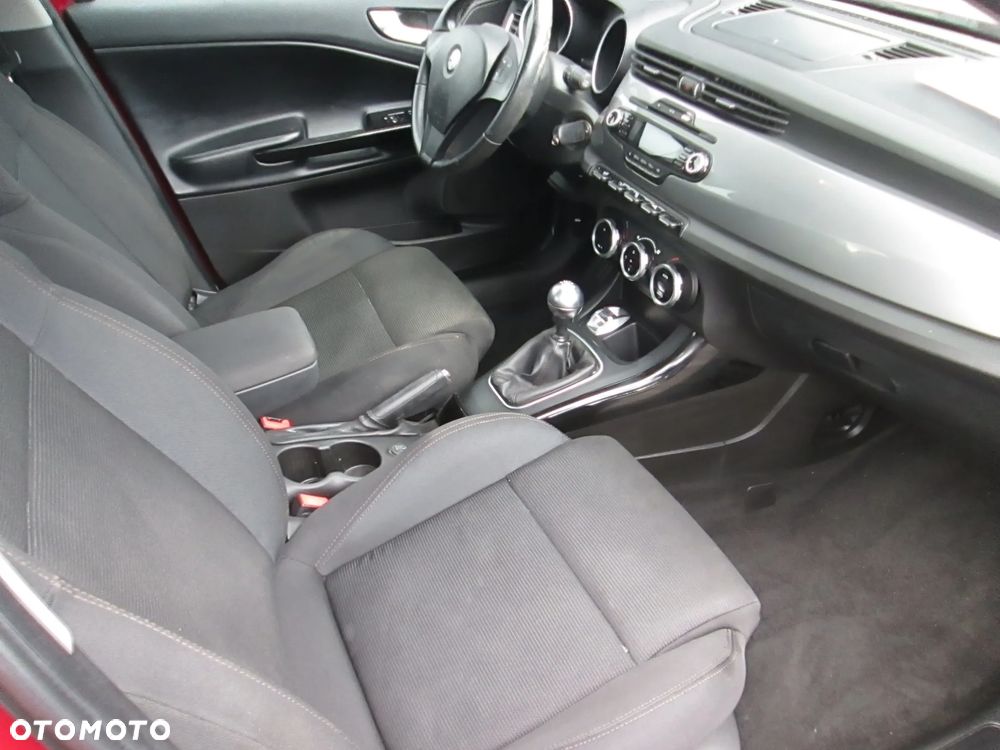 Alfa Romeo Giulietta 1.4 TB 16V Multiair - 14