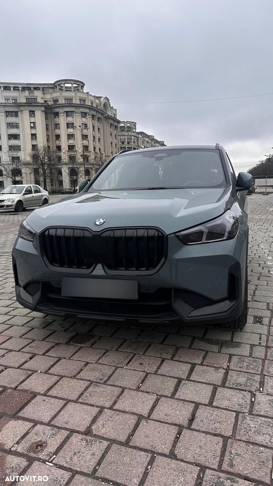 BMW X1 sDrive18d AT - 7