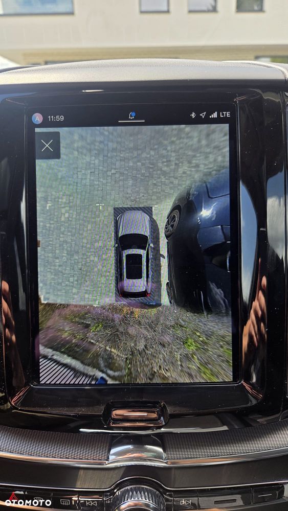 Volvo XC 60 B4 D Plus Dark - 11
