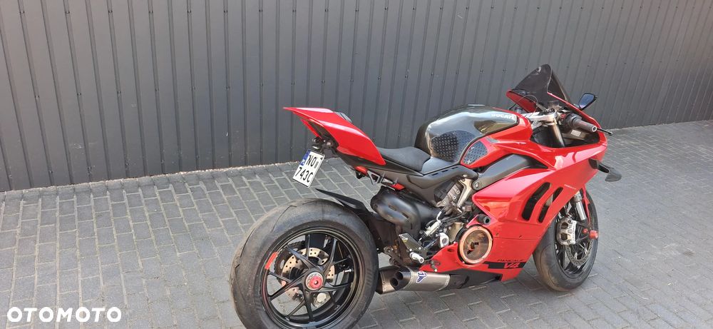 Ducati Panigale V4 - 10